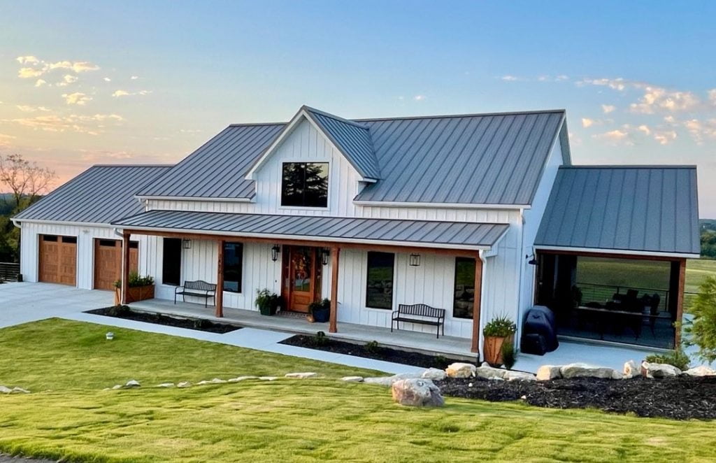 Mid-Michigan Metal: Premium Metal Roofing & Siding Solutions