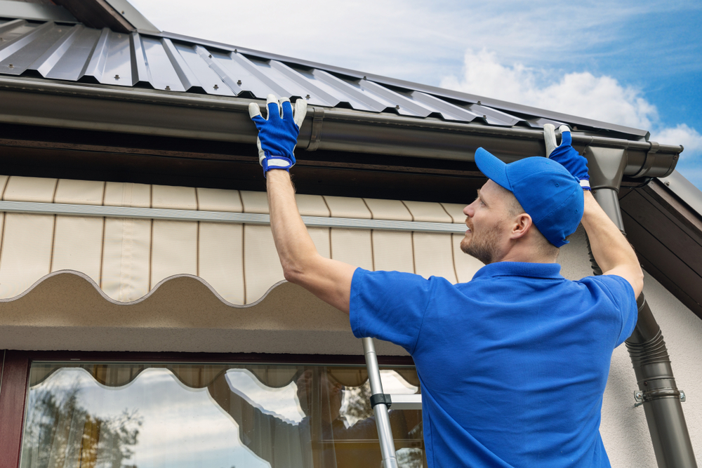 Effectively Install Gutters on a Metal Roof